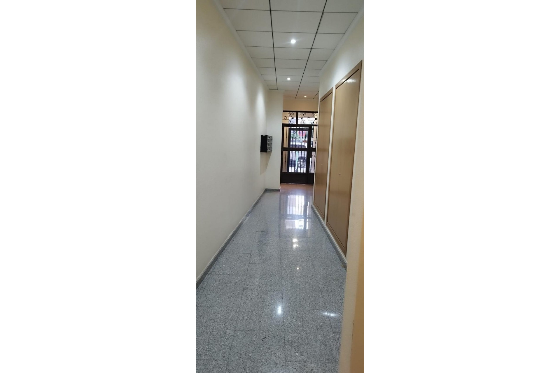 Resale - Apartment -
Torrevieja