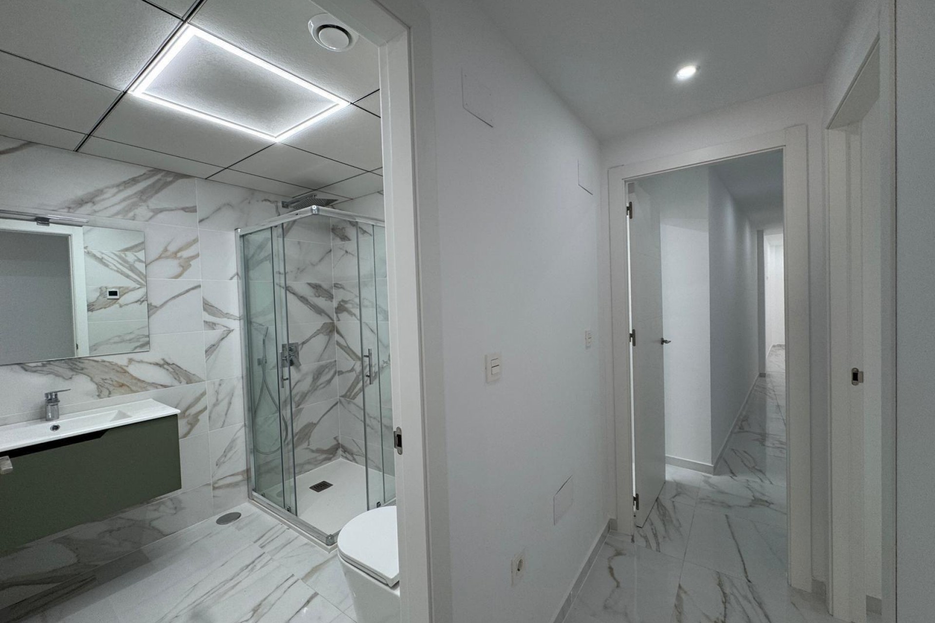 Resale - Apartment -
Torrevieja