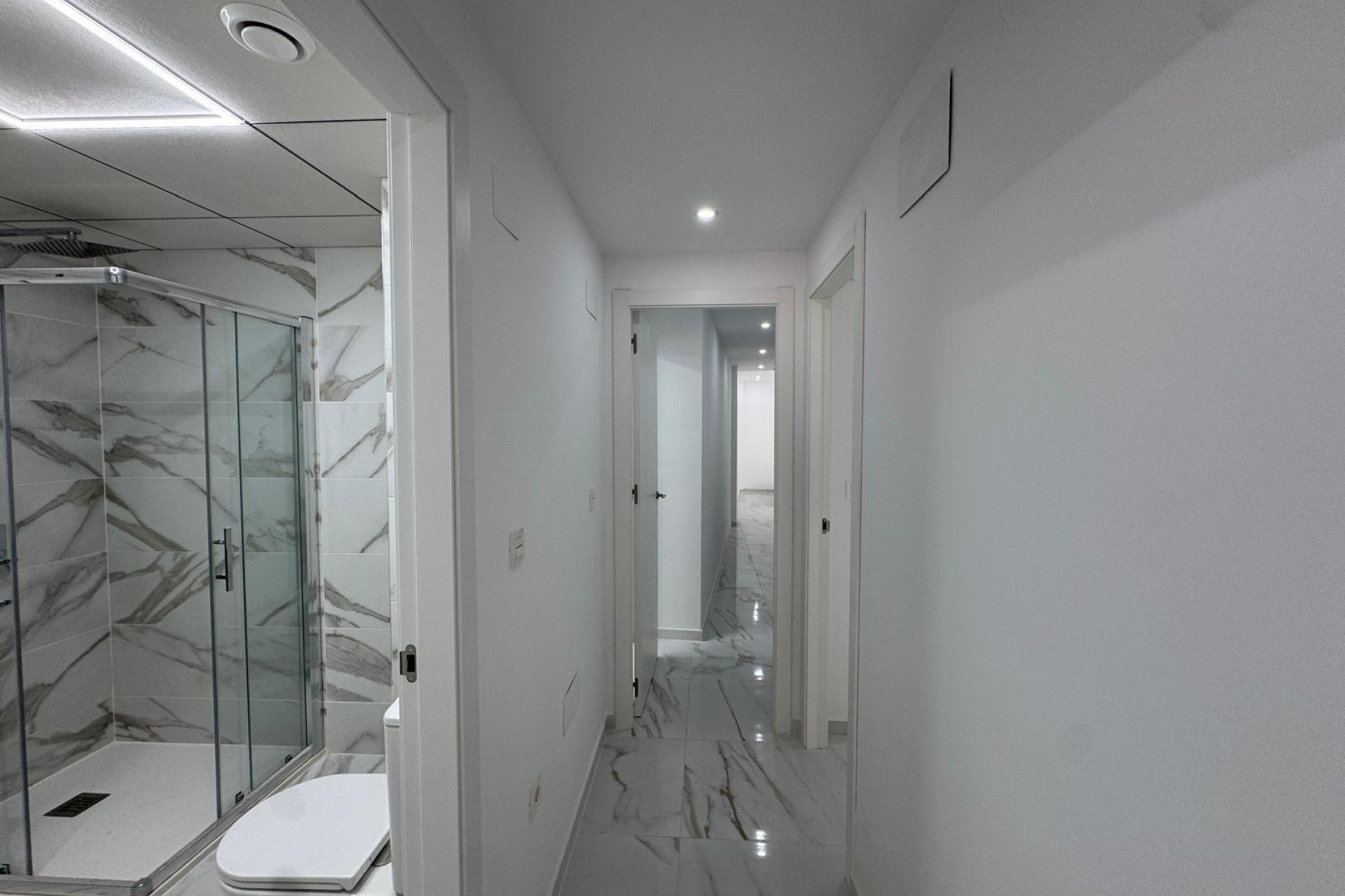 Resale - Apartment -
Torrevieja