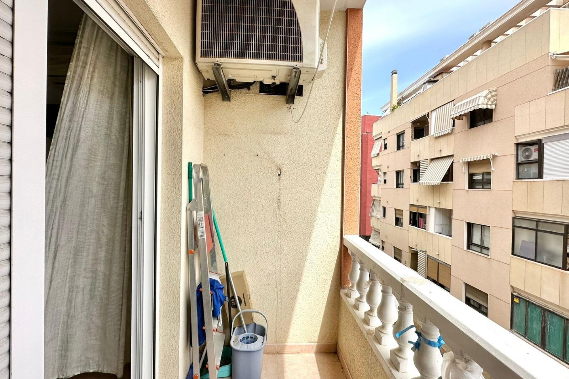Resale - Apartment -
Torrevieja