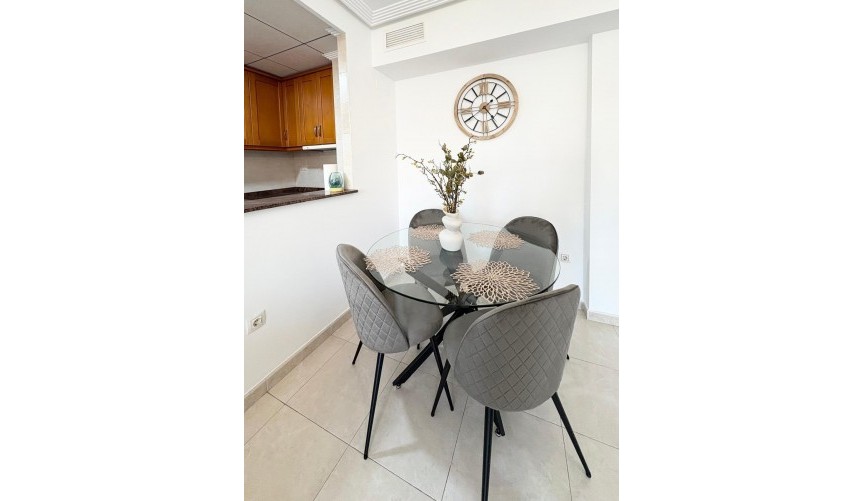 Resale - Apartment -
Torrevieja