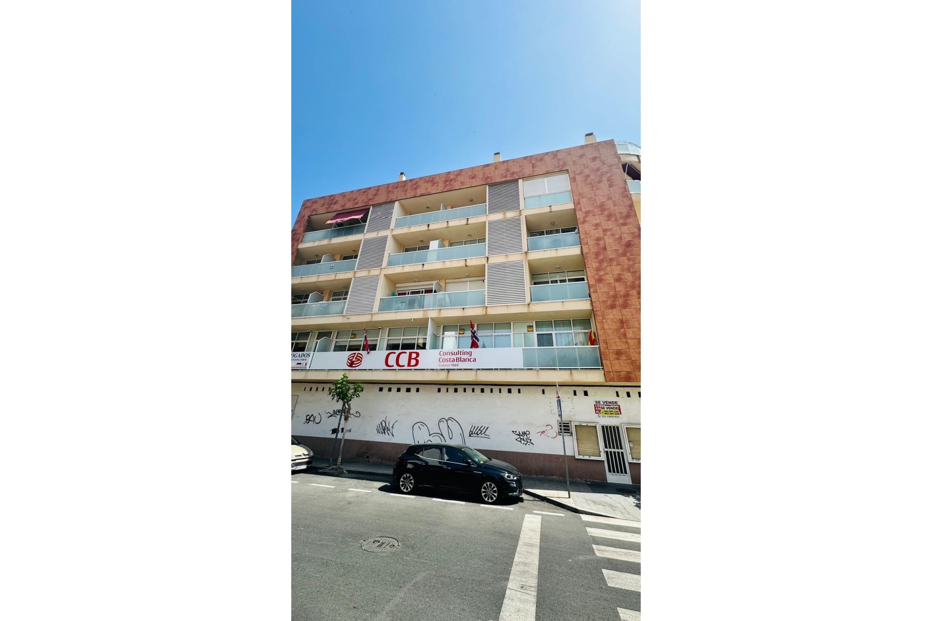 Resale - Apartment -
Torrevieja