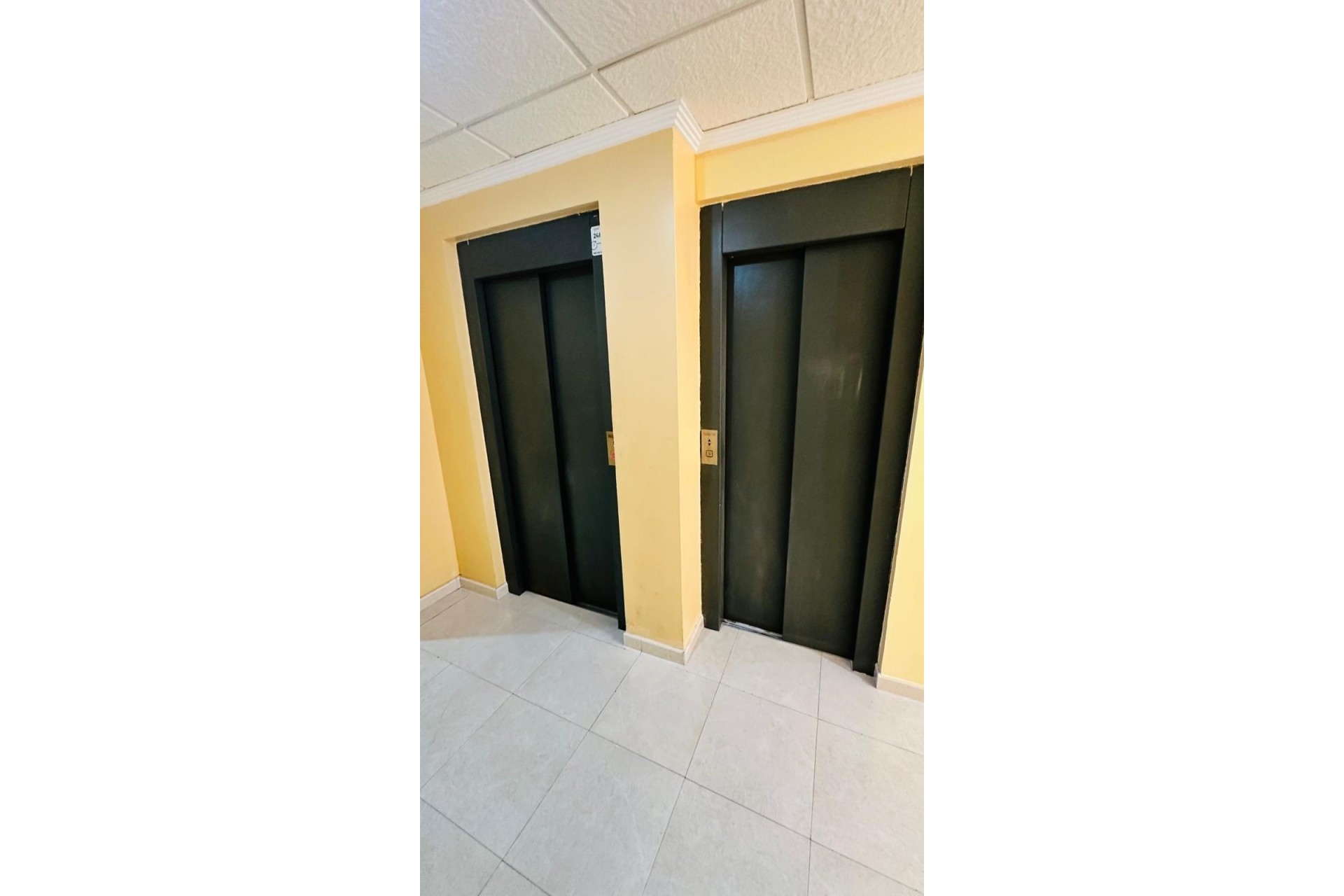 Resale - Apartment -
Torrevieja