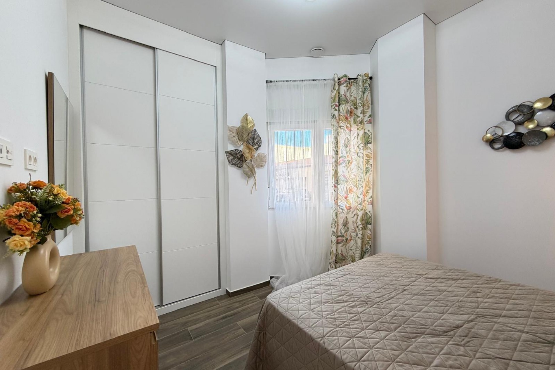 Resale - Apartment -
Torrevieja