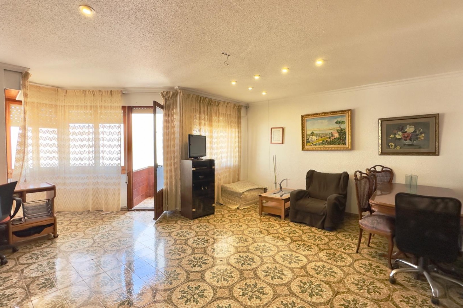 Resale - Apartment -
Torrevieja