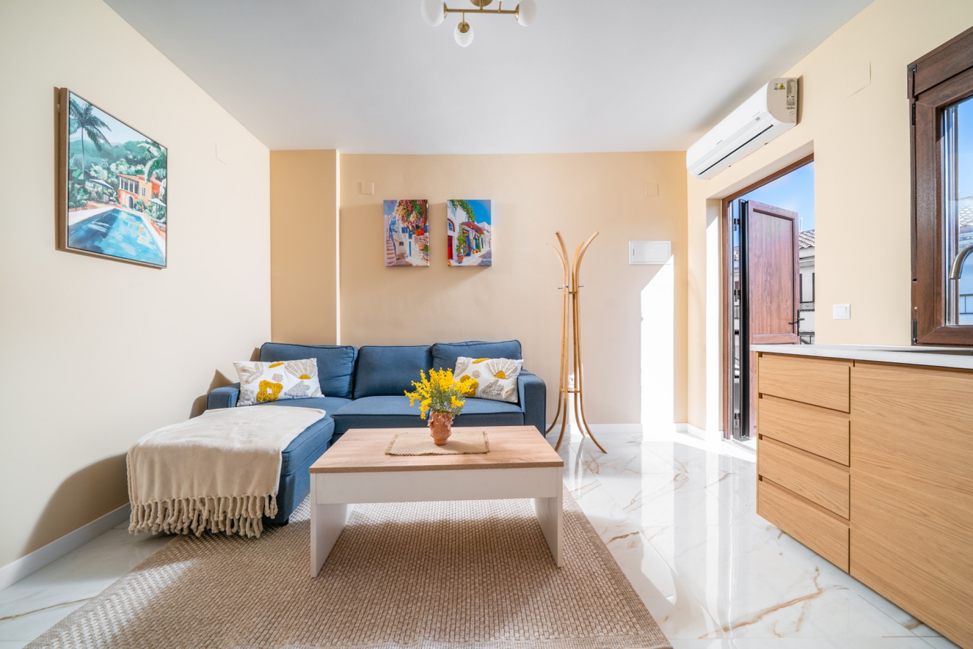 Resale - Apartment -
Torrevieja