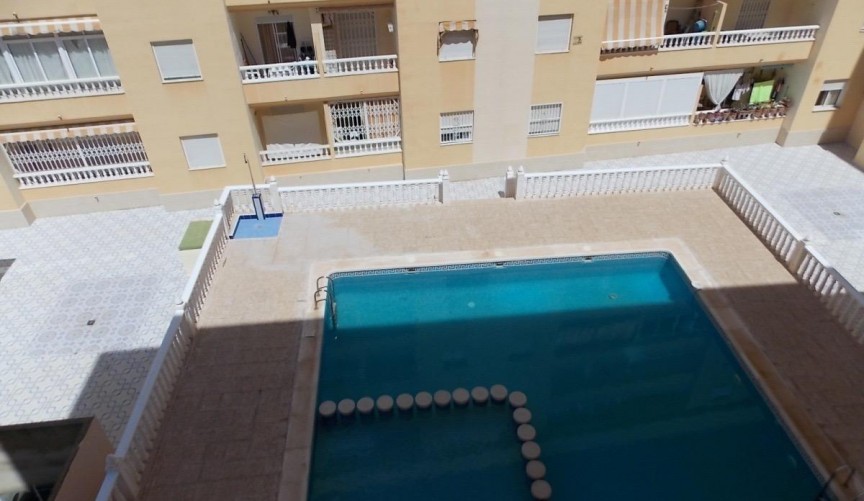 Resale - Apartment -
Torrevieja