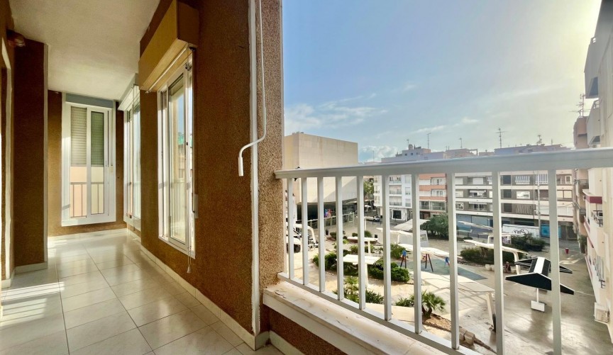 Resale - Apartment -
Torrevieja