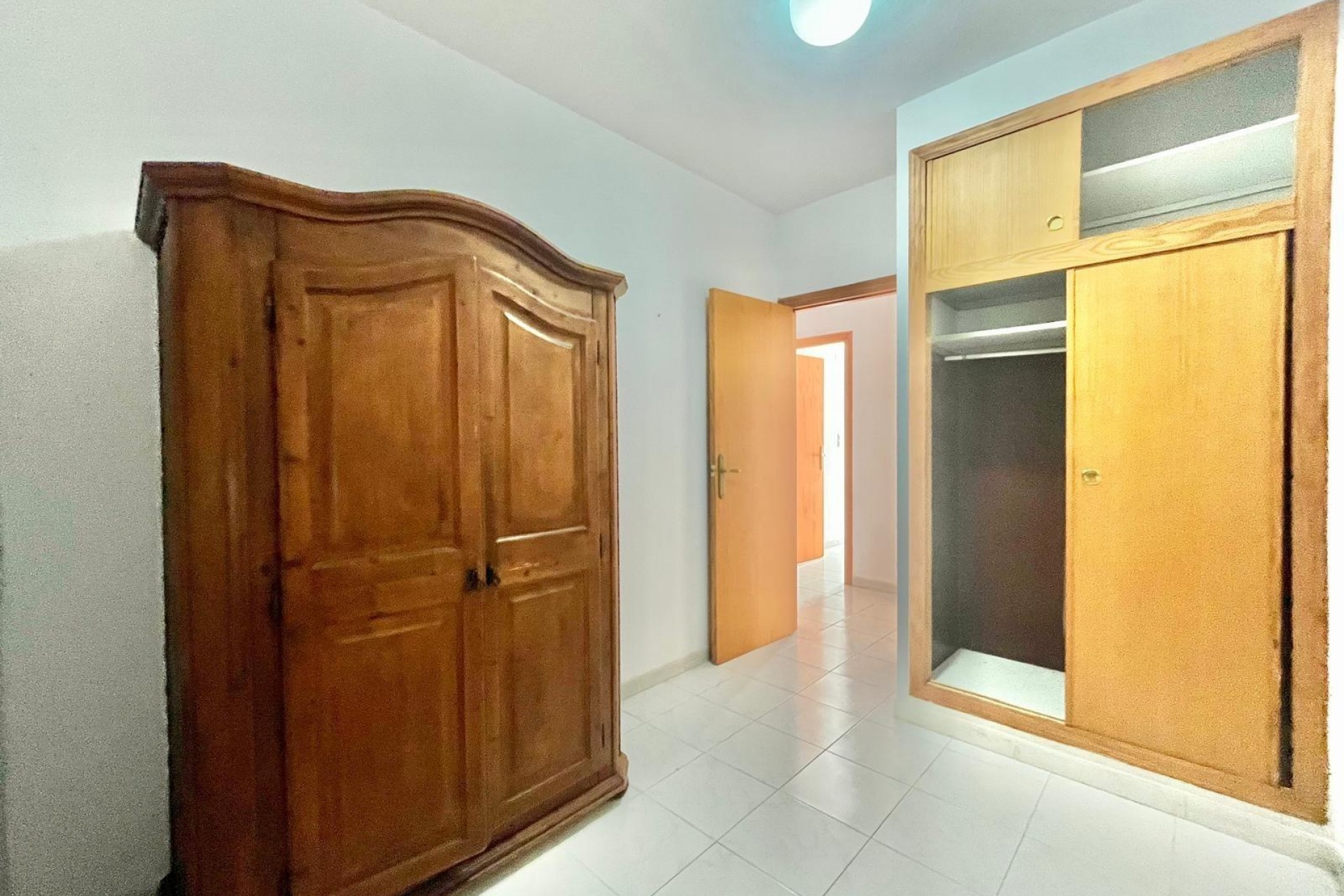 Resale - Apartment -
Torrevieja