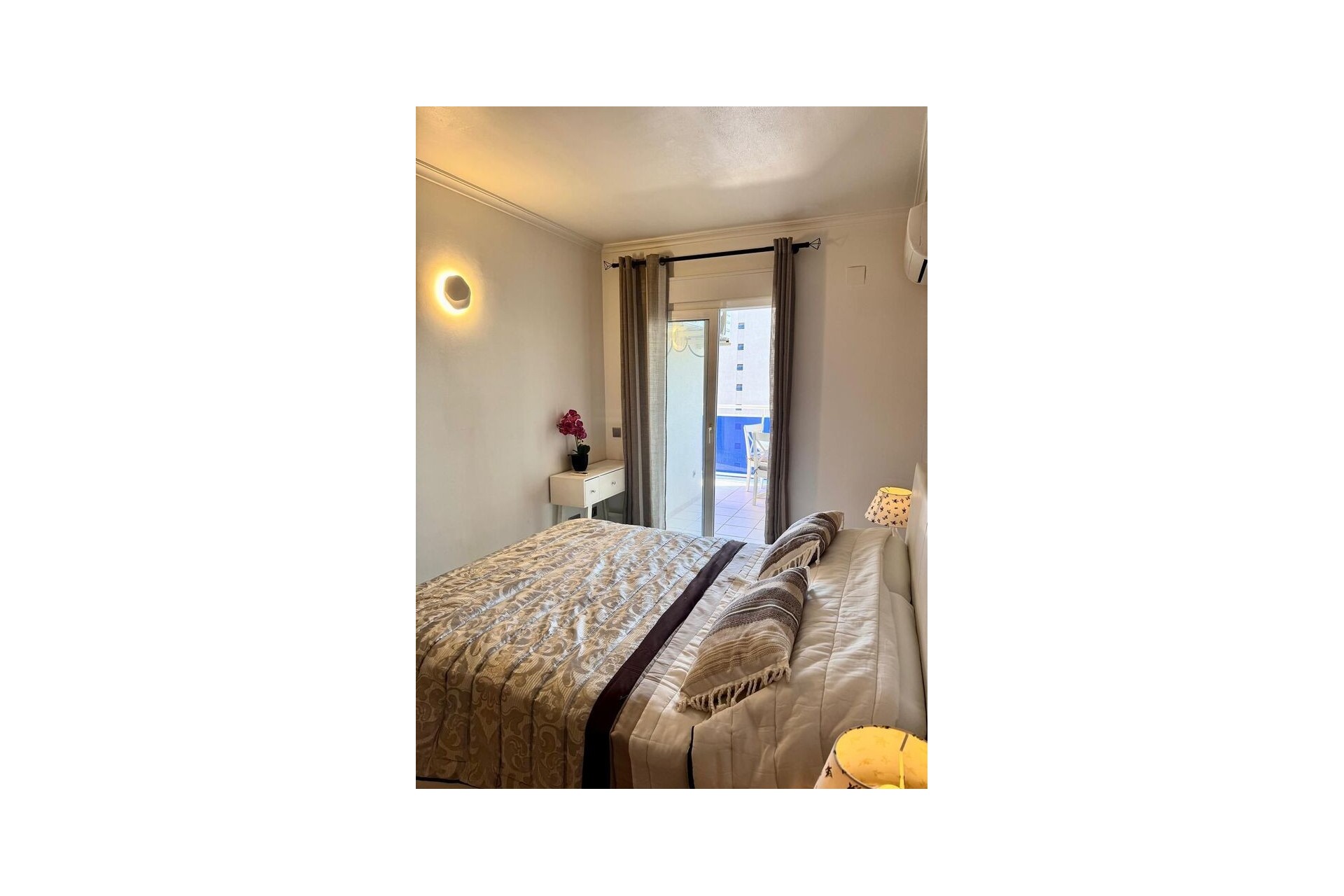 Resale - Apartment -
Villajoyosa - Costa Blanca