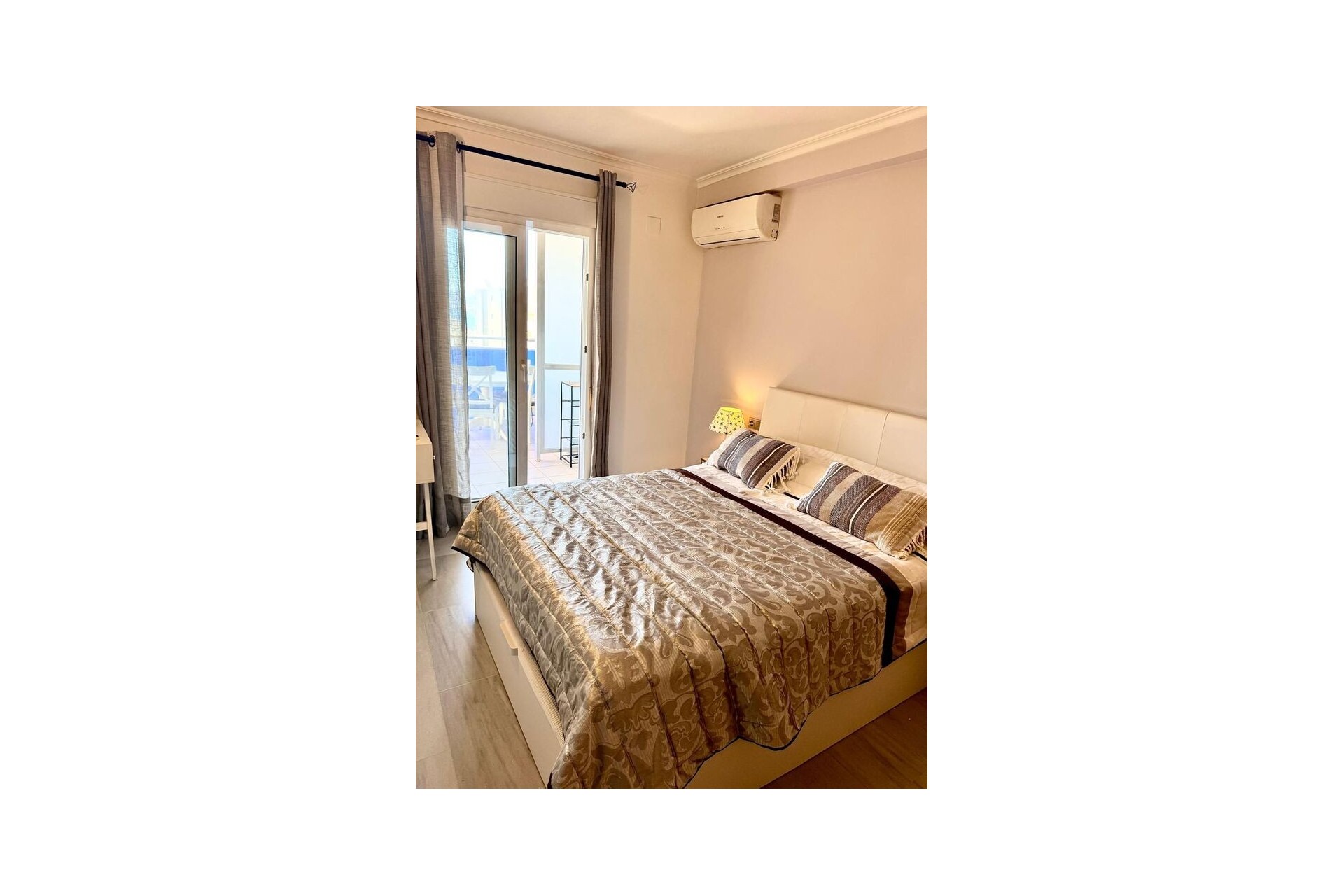 Resale - Apartment -
Villajoyosa - Costa Blanca