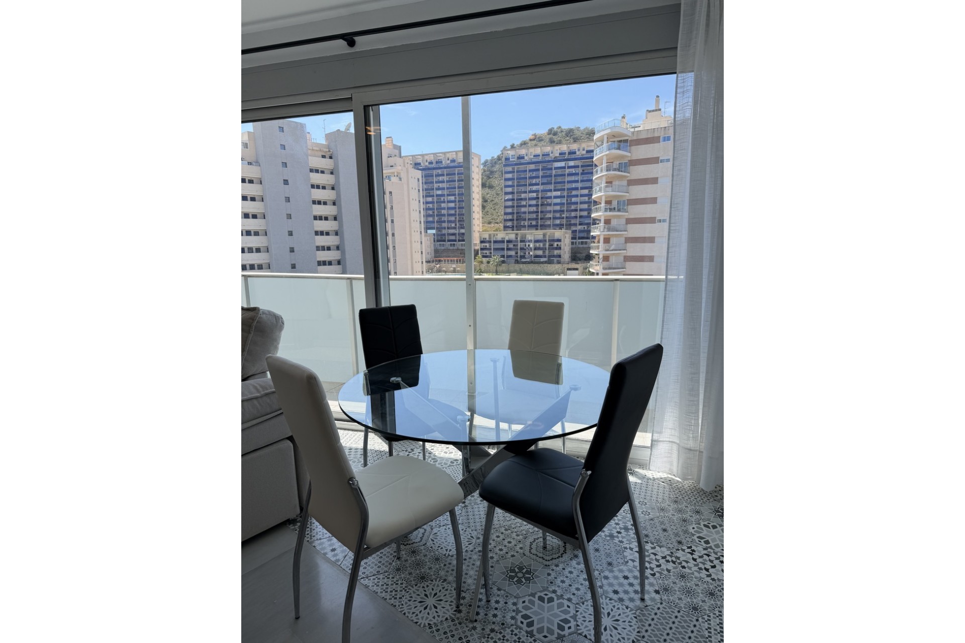 Resale - Apartment -
Villajoyosa - Finestrat