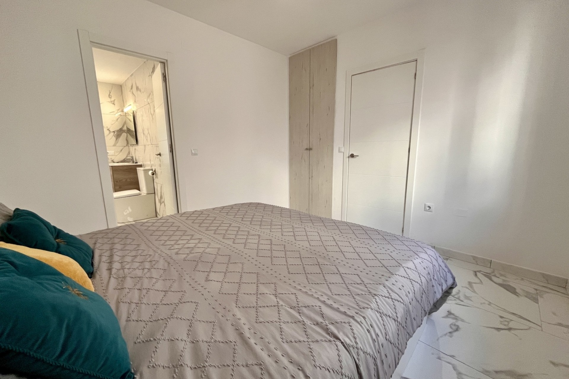 Resale - Apartment -
Villamartin - Costa Blanca