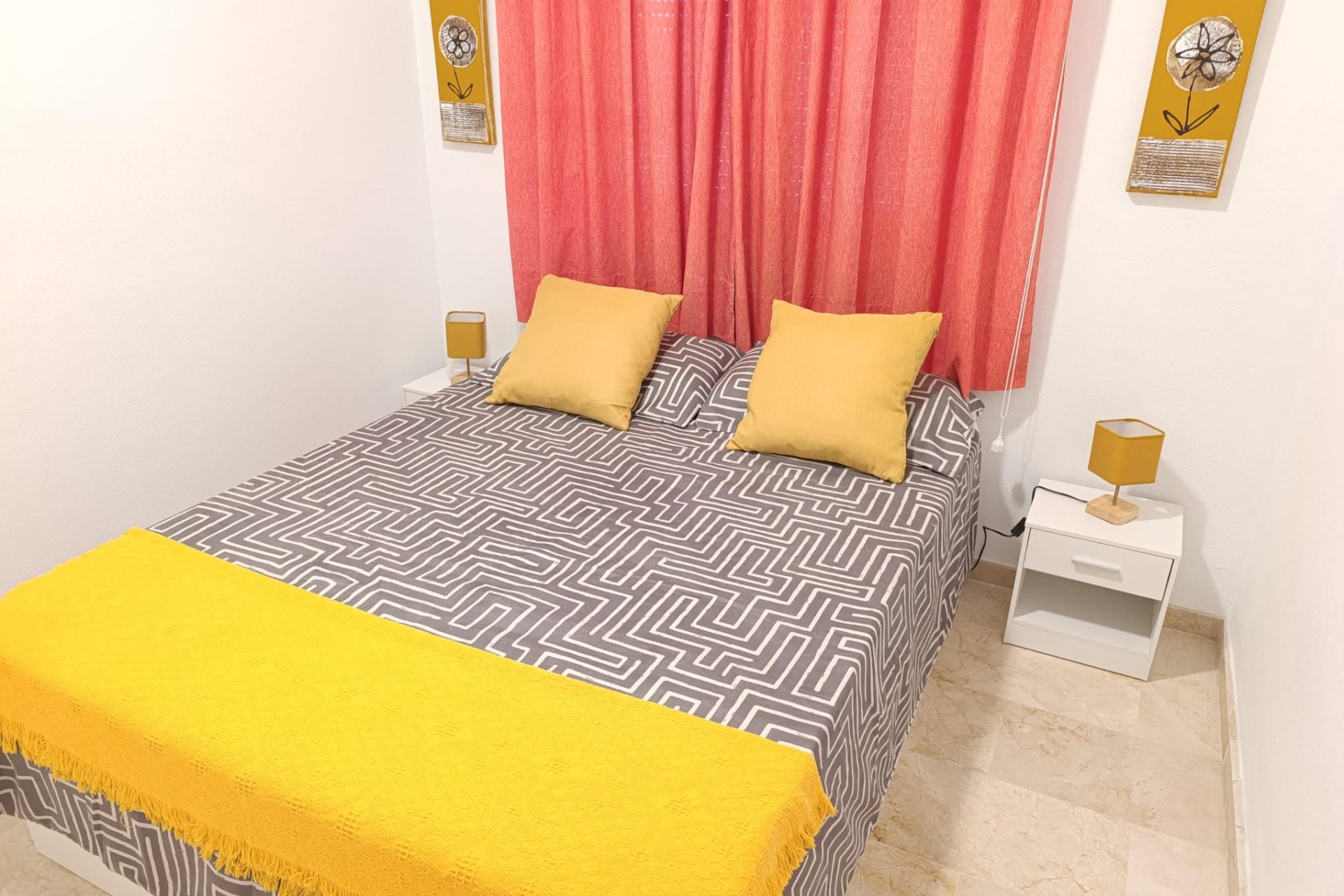 Resale - Apartment -
Villamartin - Costa Blanca