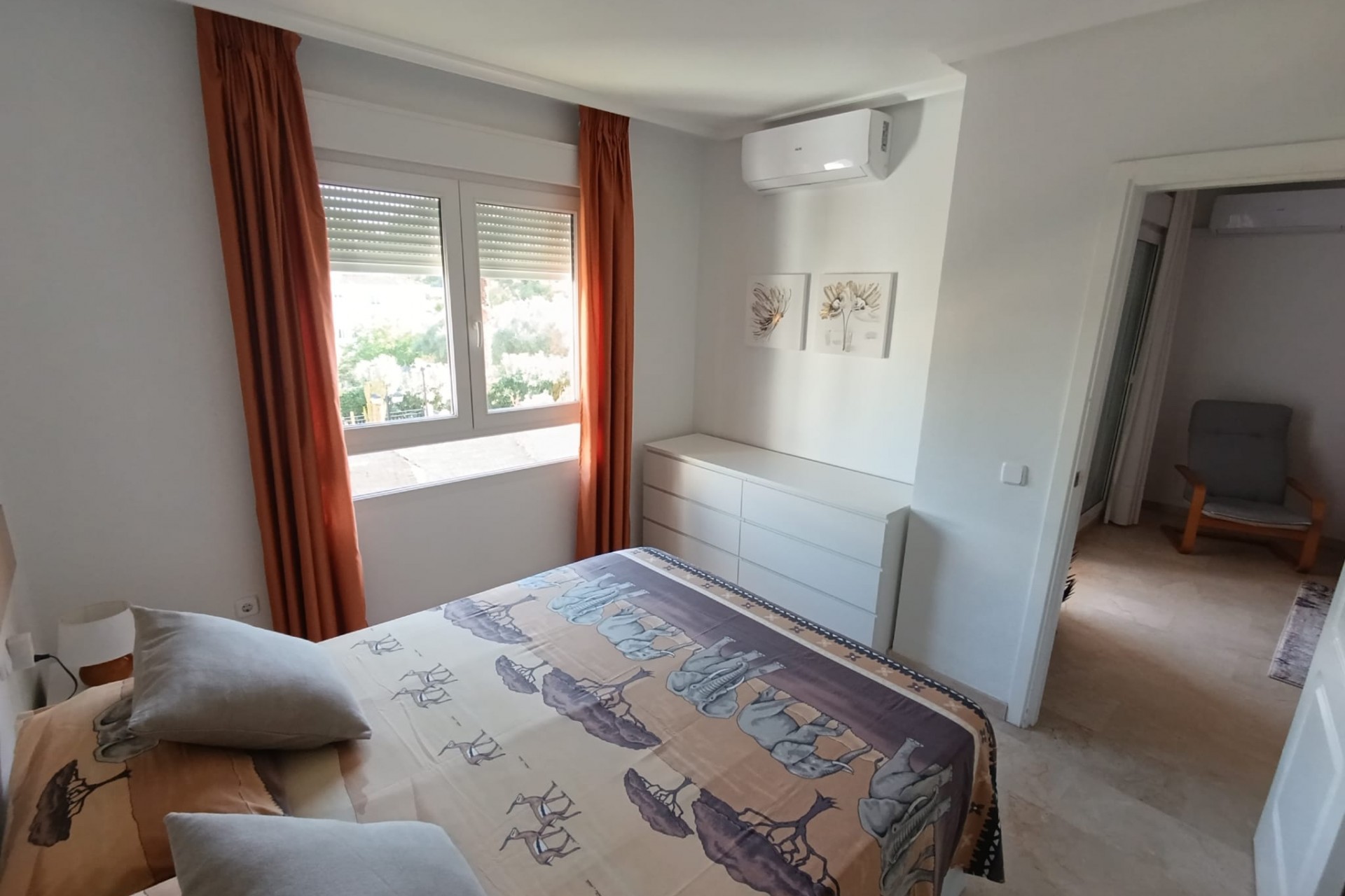 Resale - Apartment -
Villamartin - Costa Blanca