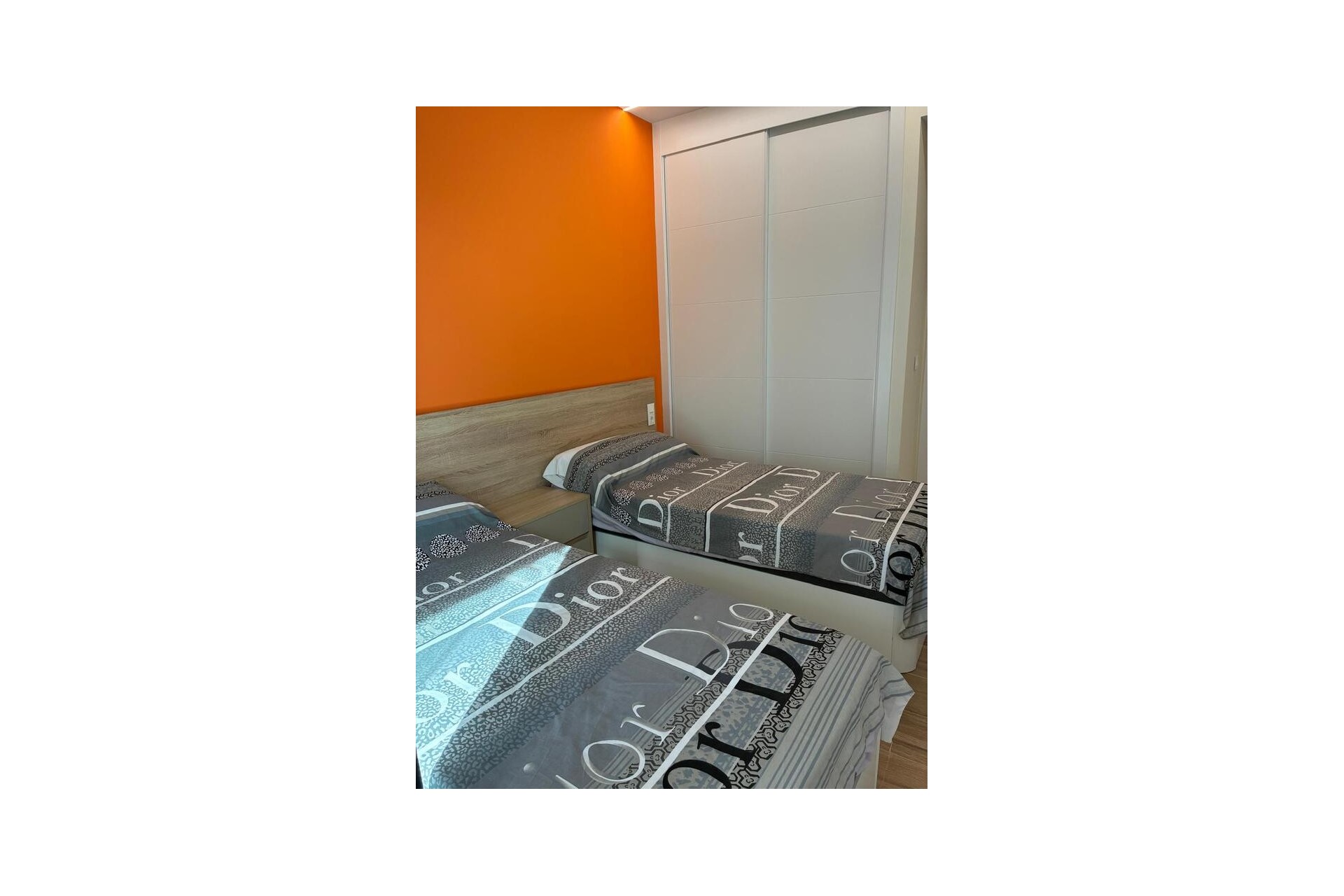 Resale - Apartment -
Villamartin - Costa Blanca