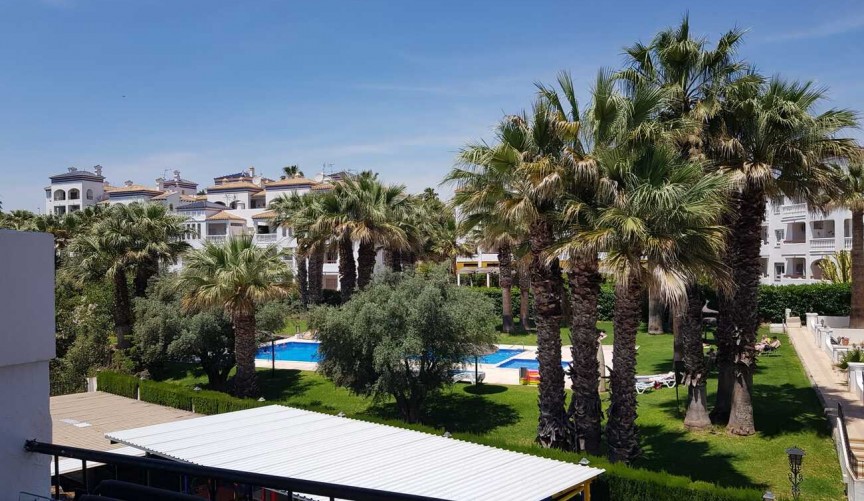 Resale - Apartment -
Villamartin - Costa Blanca