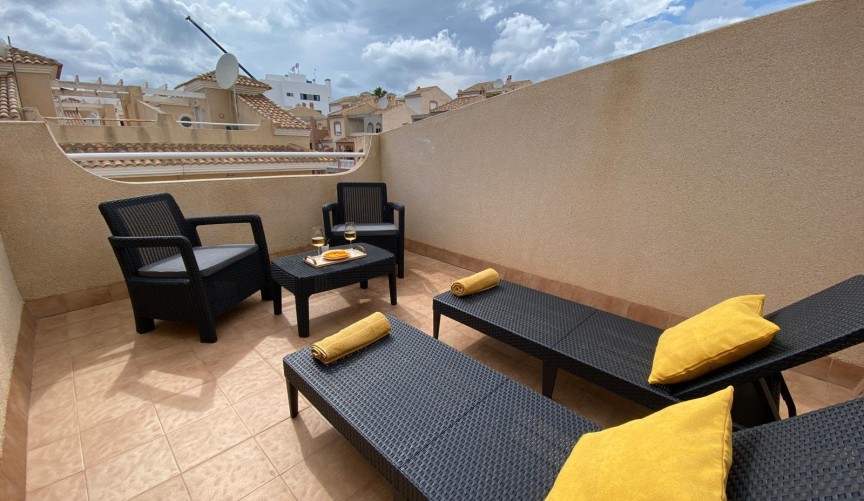 Resale - Apartment -
Villamartin - Costa Blanca