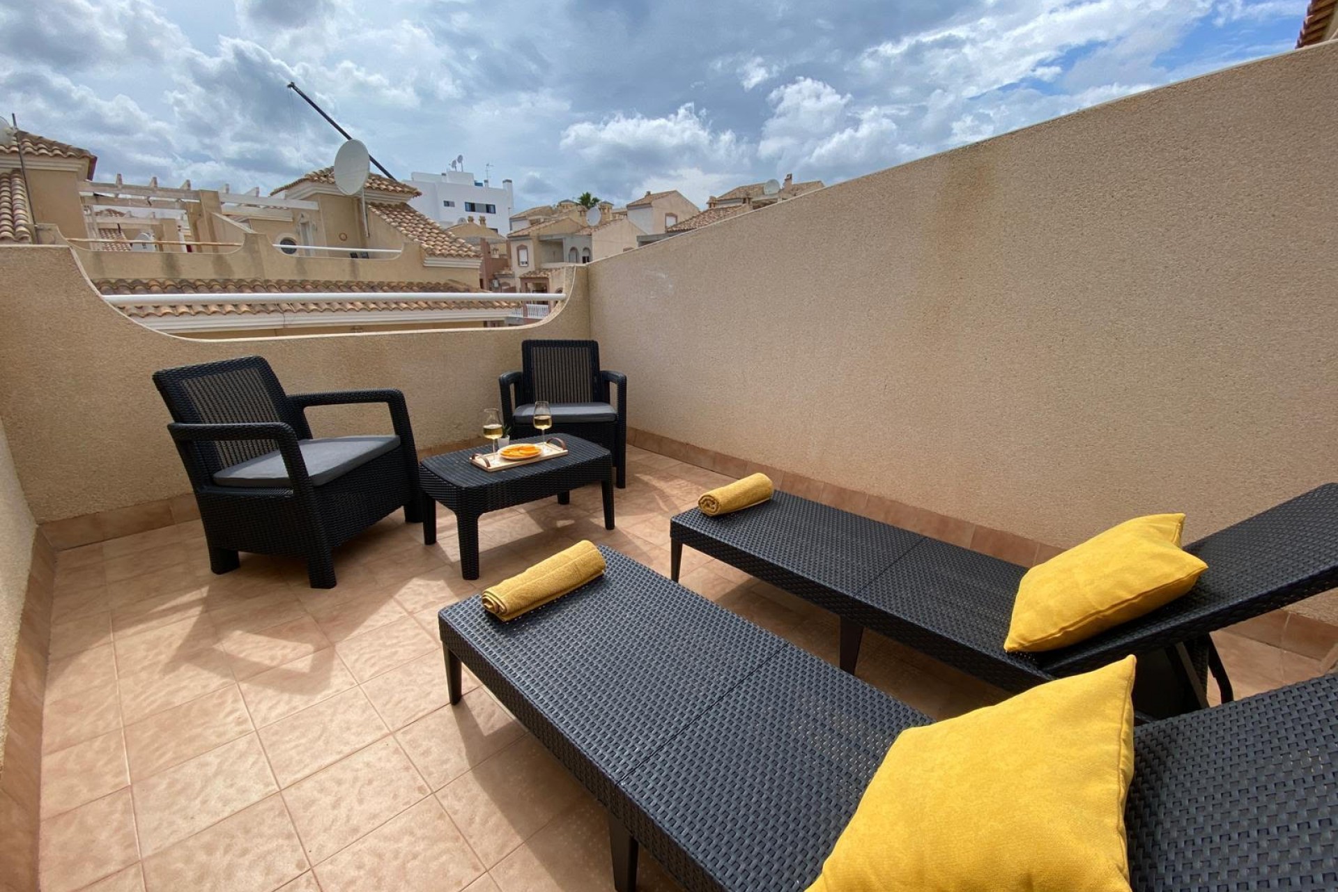 Resale - Apartment -
Villamartin - Costa Blanca