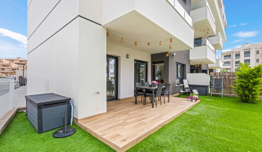 Resale - Apartment -
Villamartin - Costa Blanca