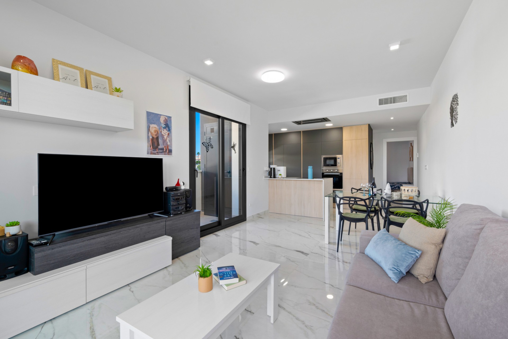 Resale - Apartment -
Villamartin - Costa Blanca