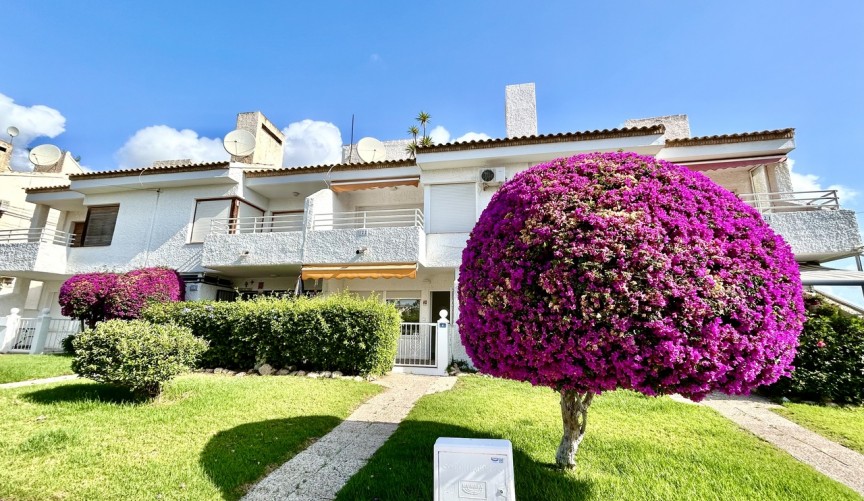 Resale - Apartment -
Villamartin - Costa Blanca