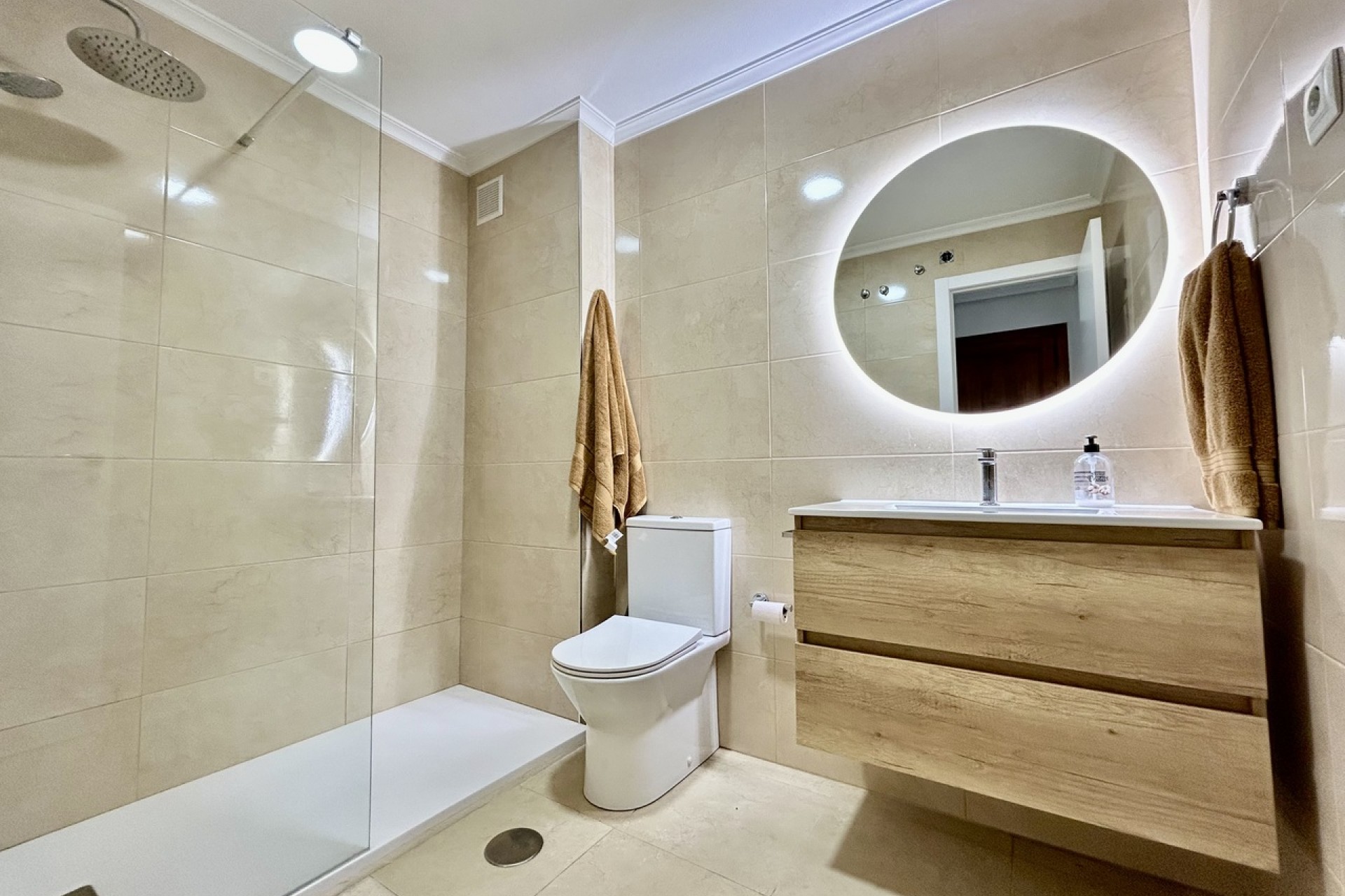 Resale - Apartment -
Villamartin - Costa Blanca