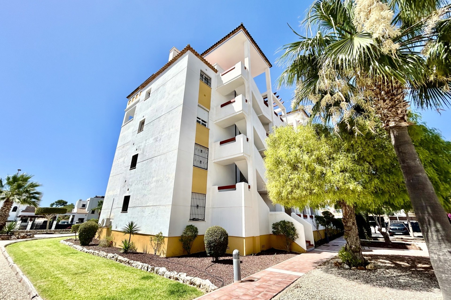 Resale - Apartment -
Villamartin - Costa Blanca