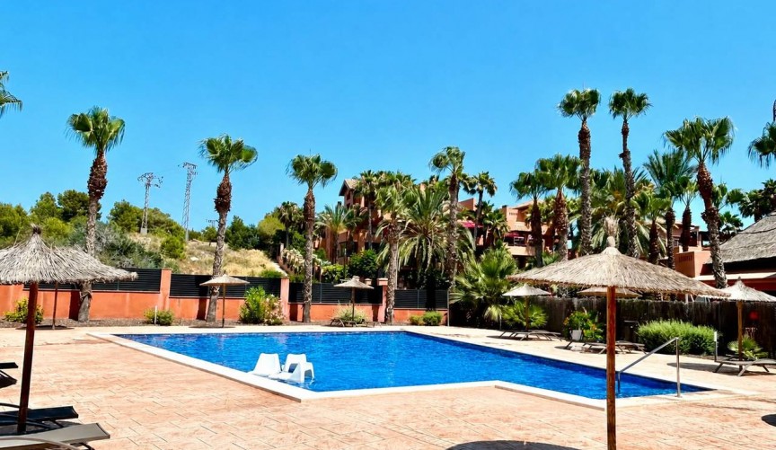 Resale - Apartment -
Villamartin - Costa Blanca
