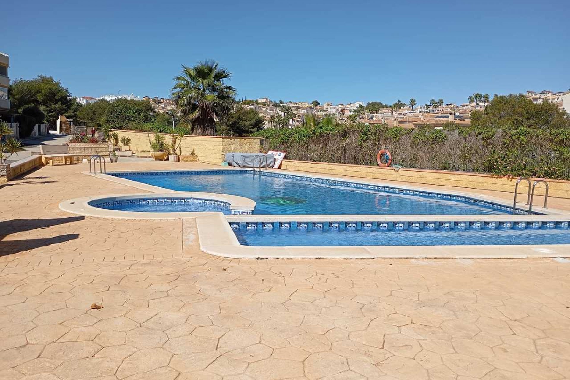 Resale - Apartment -
Villamartin - Costa Blanca