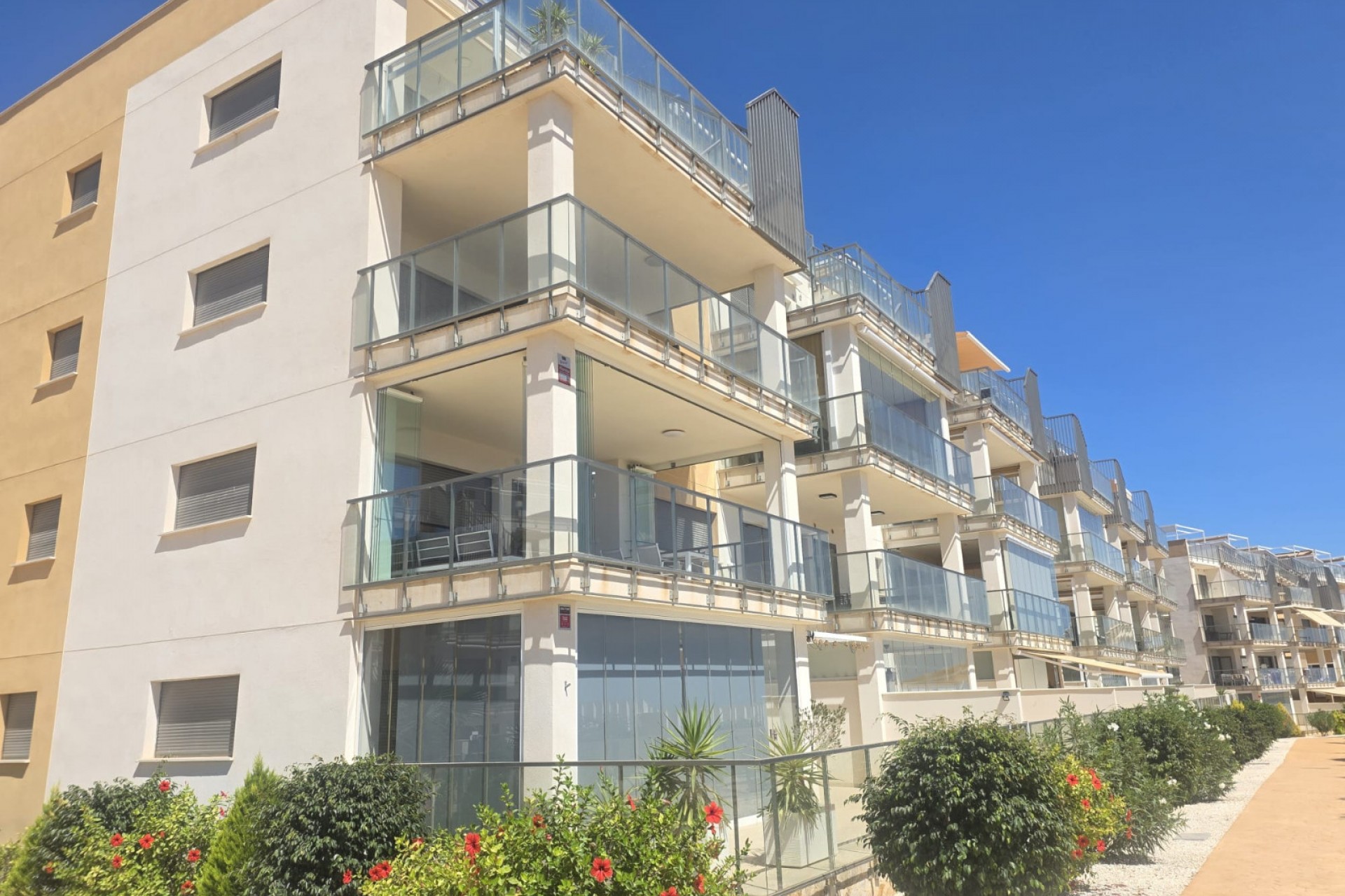 Resale - Apartment -
Villamartin - Costa Blanca