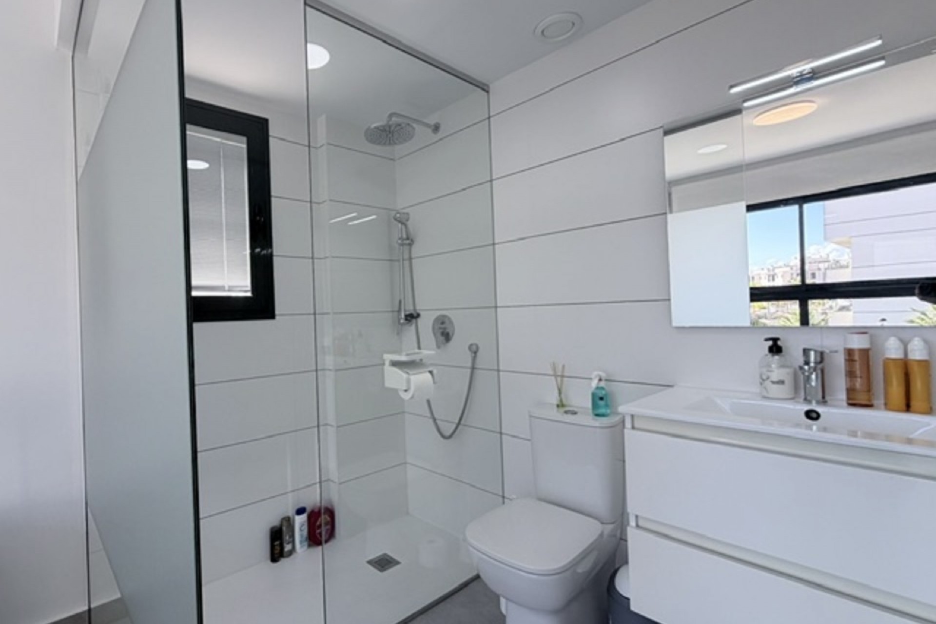Resale - Apartment -
Villamartin - Costa Blanca