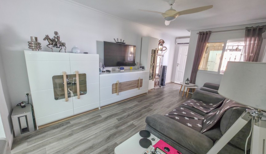 Resale - Apartment -
Vistabella Golf Entre Naranjos - Inland