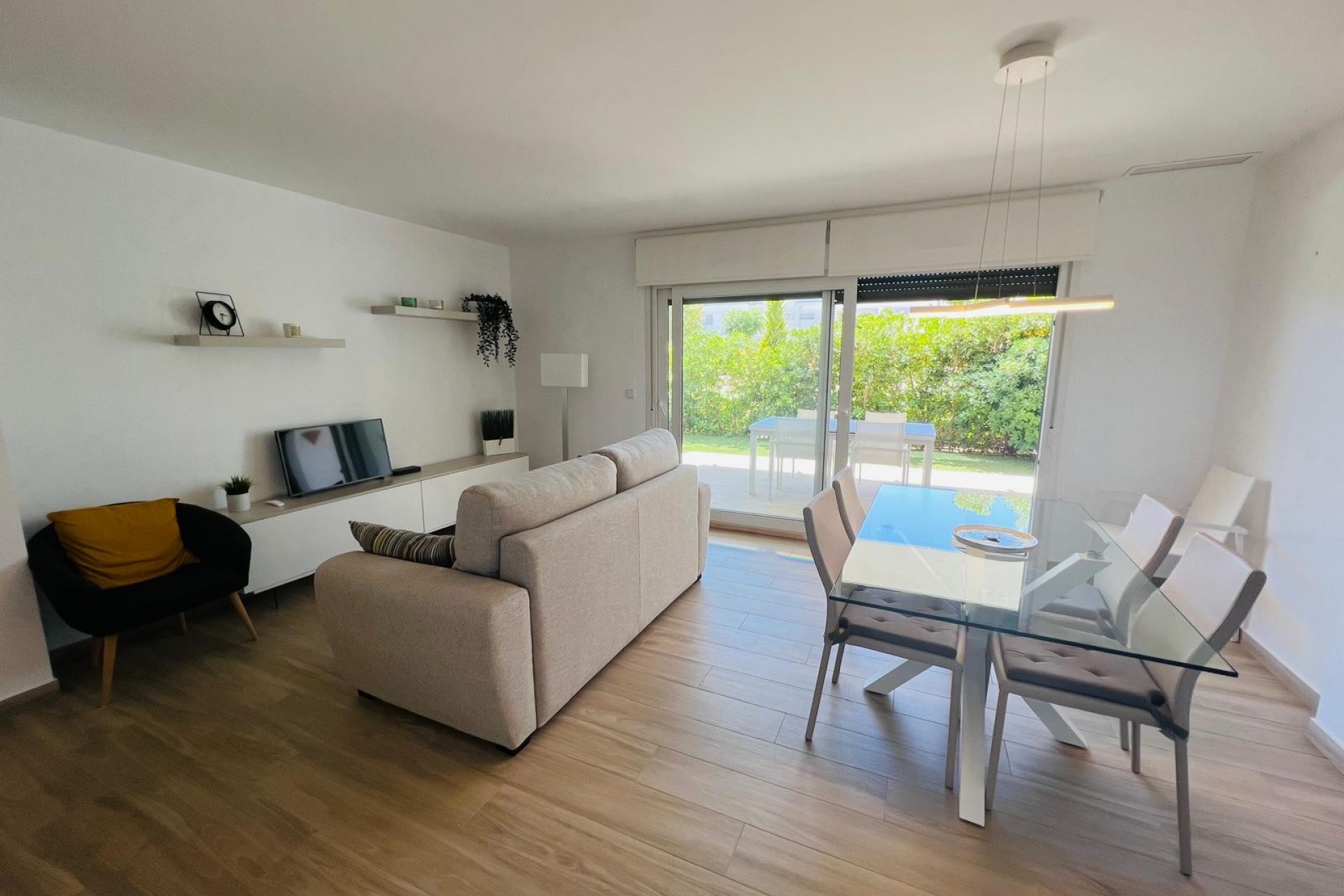 Resale - Apartment -
Vistabella Golf Entre Naranjos - Inland
