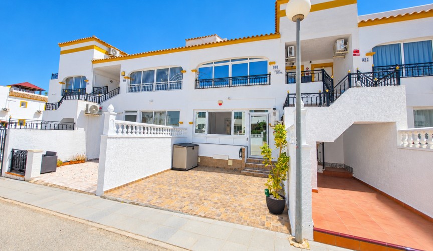 Resale - Apartment -
Vistabella Golf Entre Naranjos - Inland