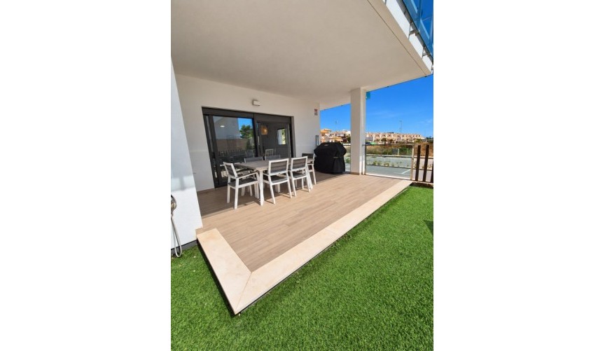 Resale - Apartment -
Vistabella Golf Entre Naranjos - Inland