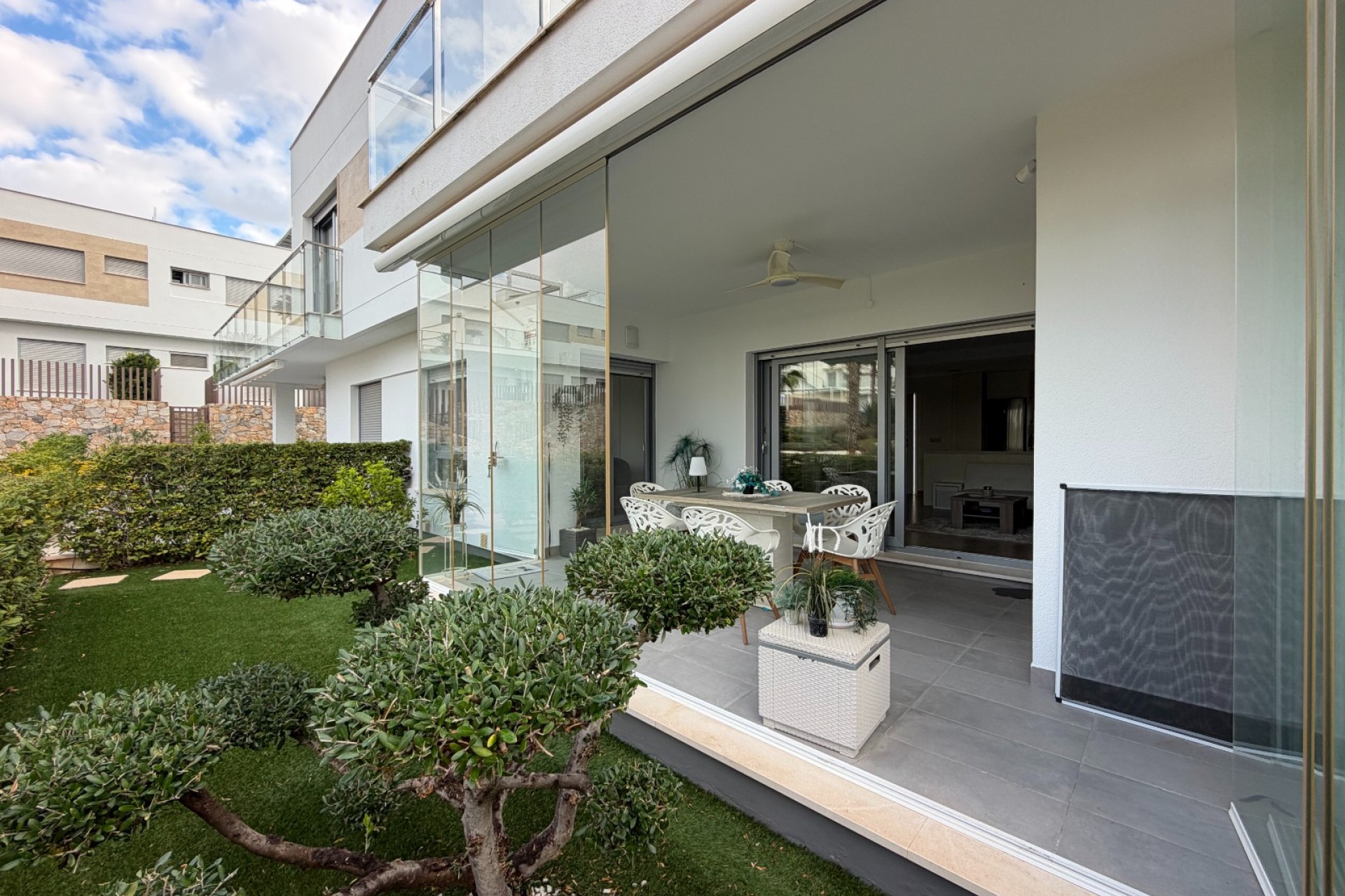 Resale - Apartment -
Vistabella Golf Entre Naranjos - Inland
