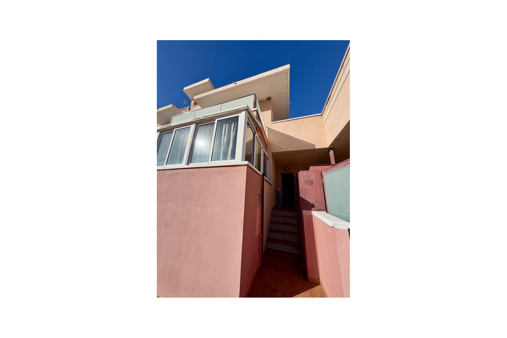 Resale - Bungalow -
Benferri - Inland