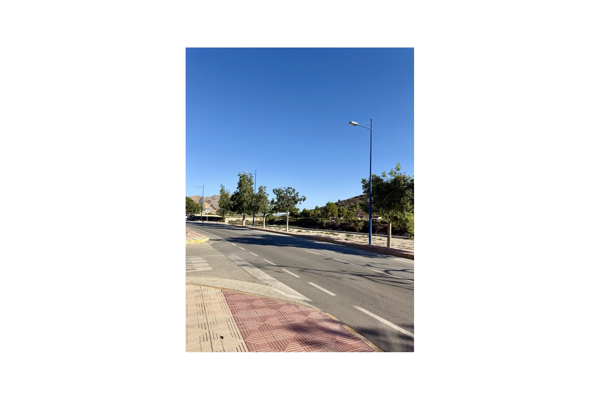 Resale - Bungalow -
Benferri - Inland