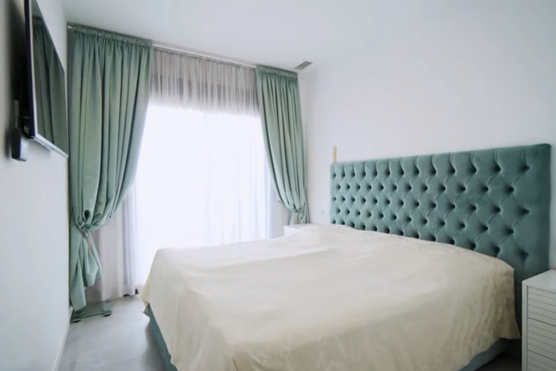 Resale - Bungalow -
Benidorm - Costa Blanca