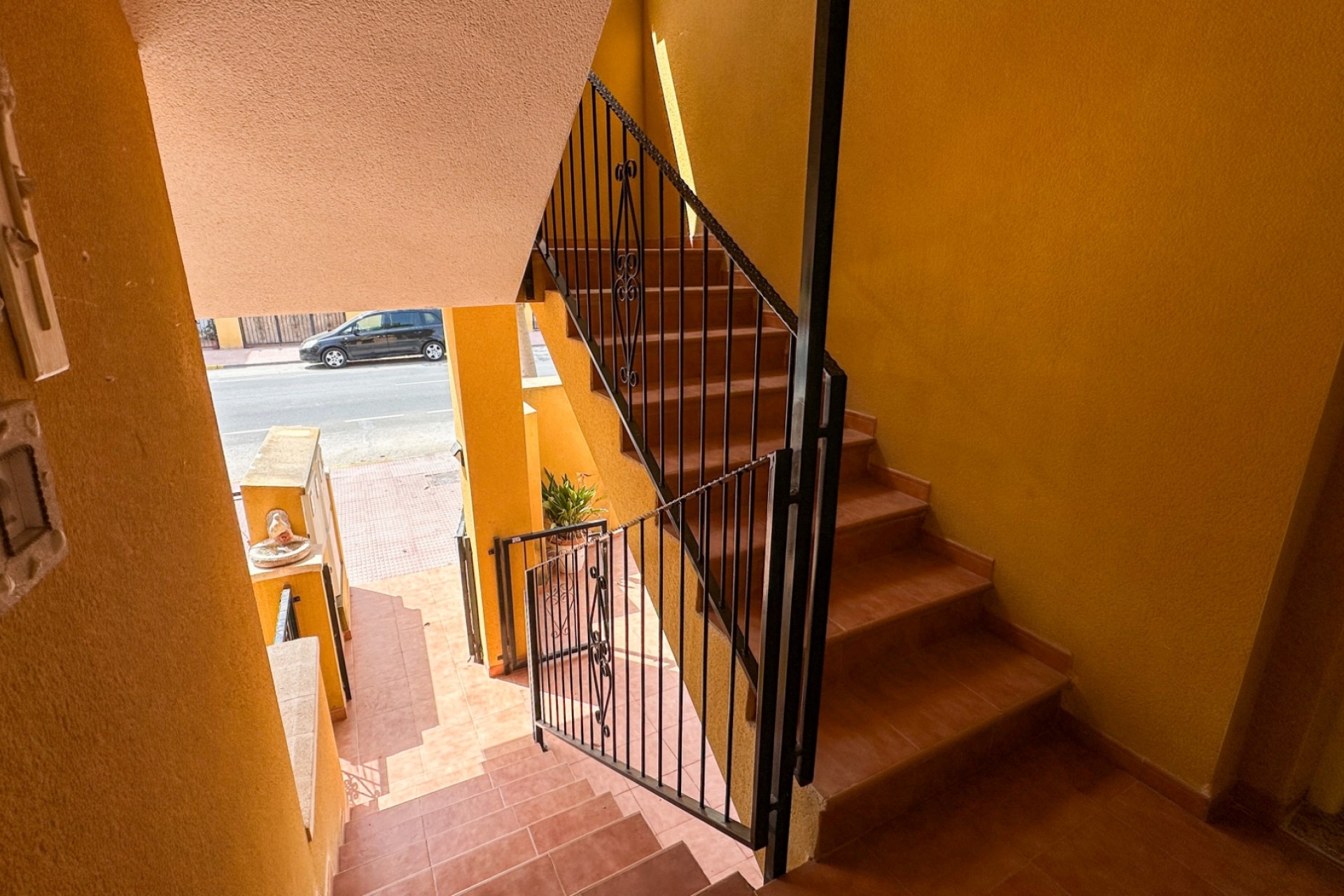 Resale - Bungalow -
Daya Nueva - Costa Blanca