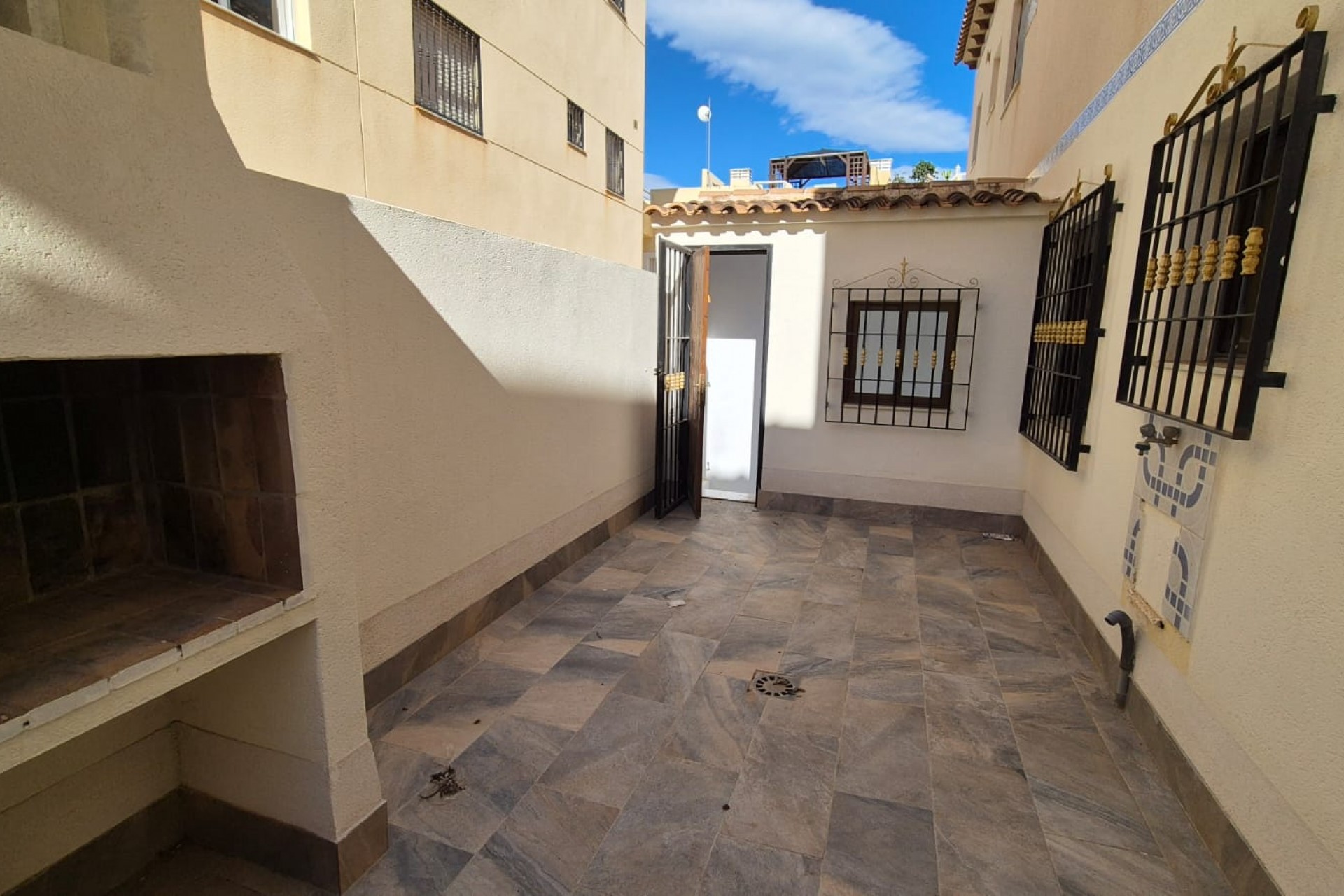 Resale - Bungalow -
La Mata - Costa Blanca