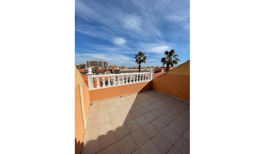 Resale - Bungalow -
La Mata - Costa Blanca