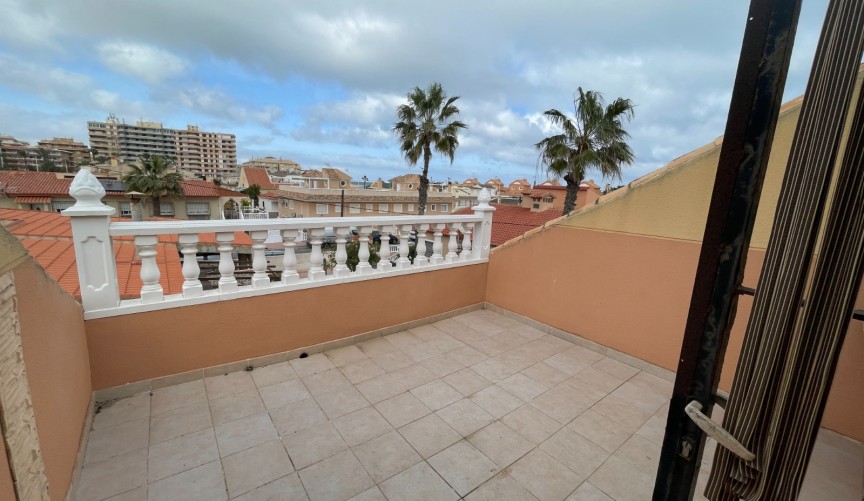 Resale - Bungalow -
La Mata - Costa Blanca