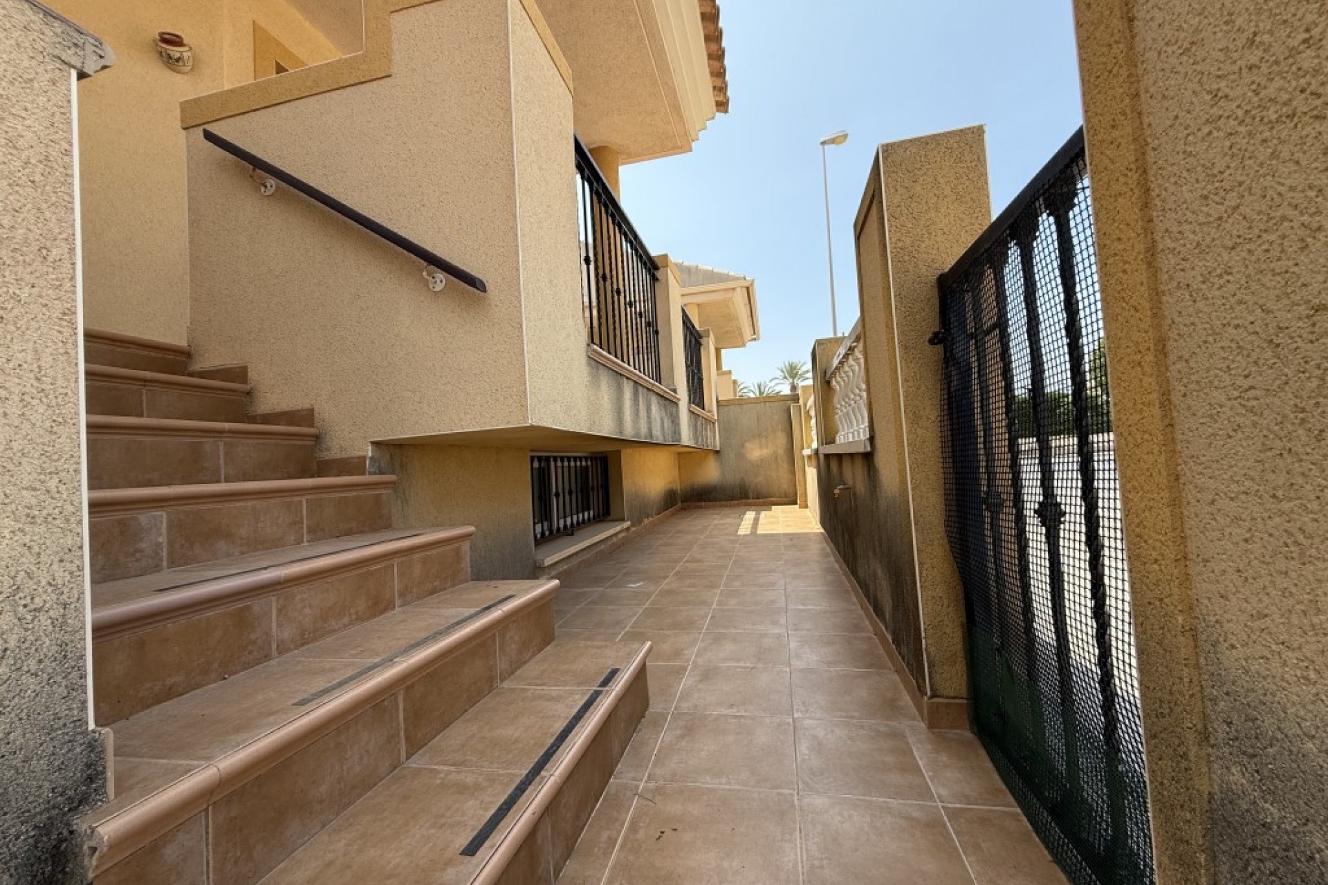 Resale - Bungalow -
La Puebla - Inland