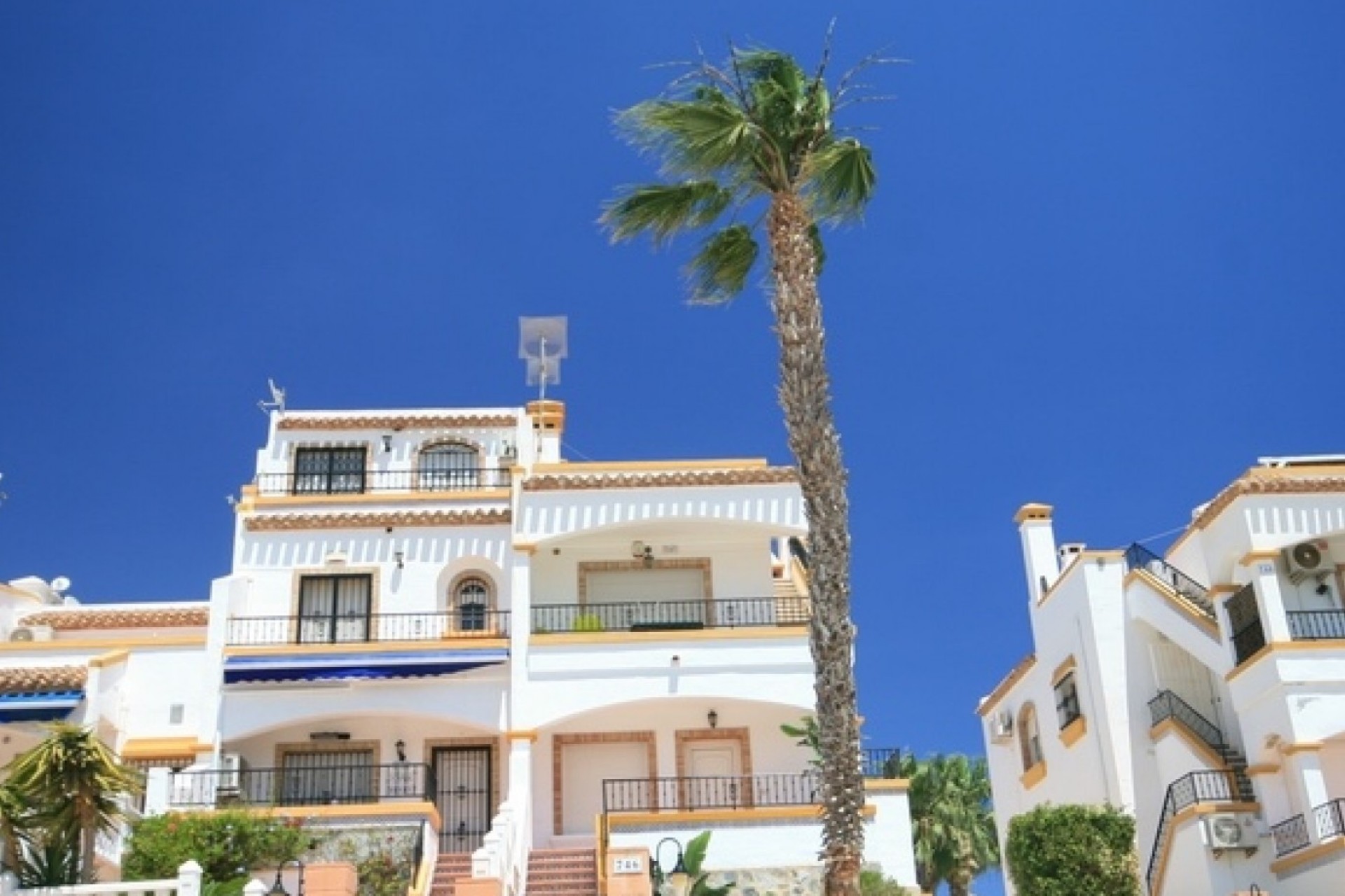 Resale - Bungalow -
Orihuela Costa - Costa Blanca