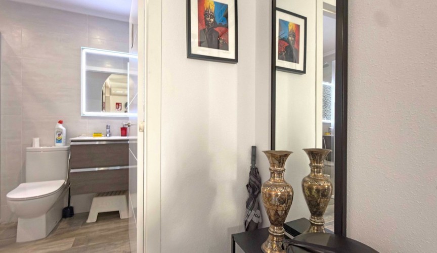 Resale - Bungalow -
Orihuela Costa - Costa Blanca