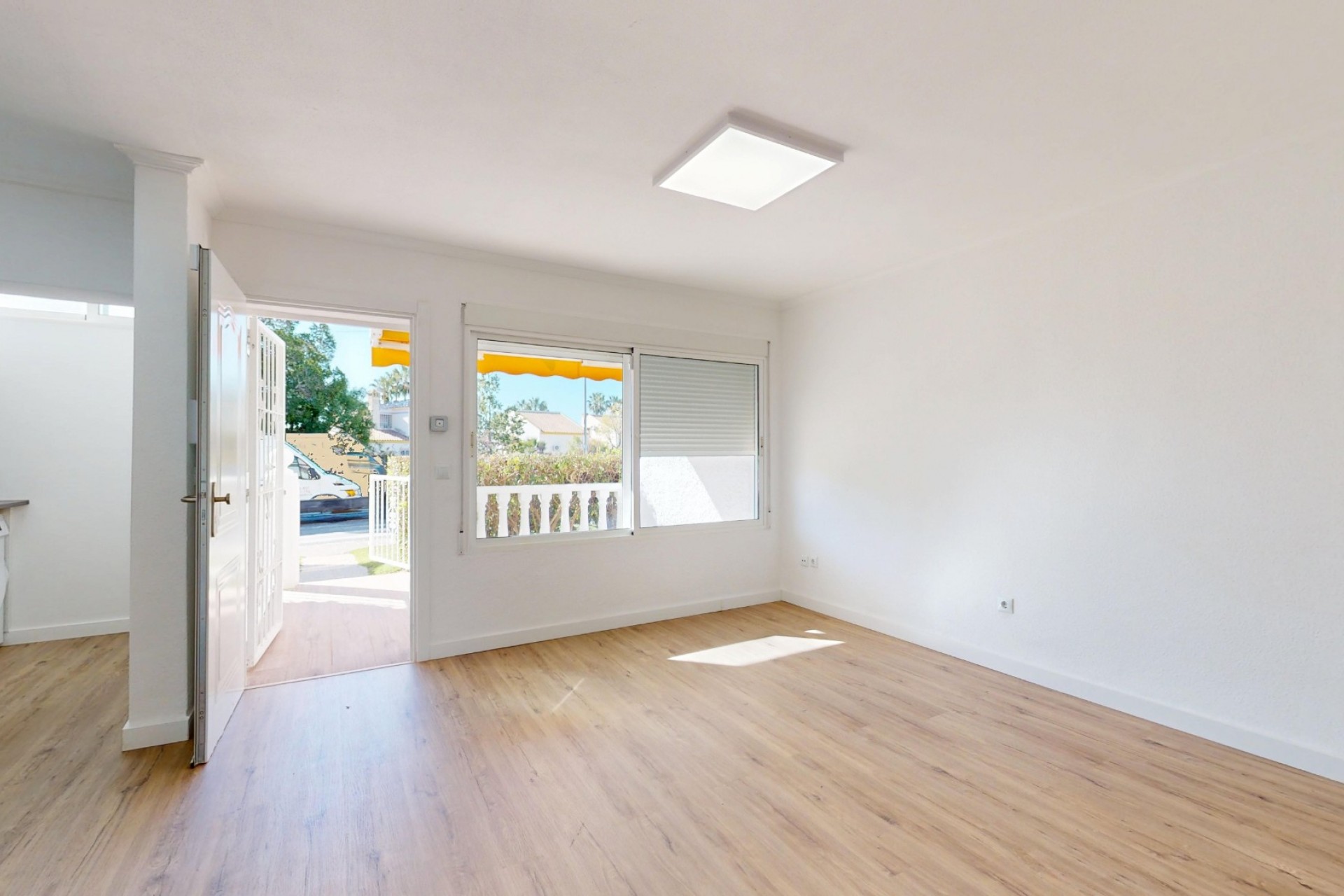 Resale - Bungalow -
Orihuela Costa - Costa Blanca