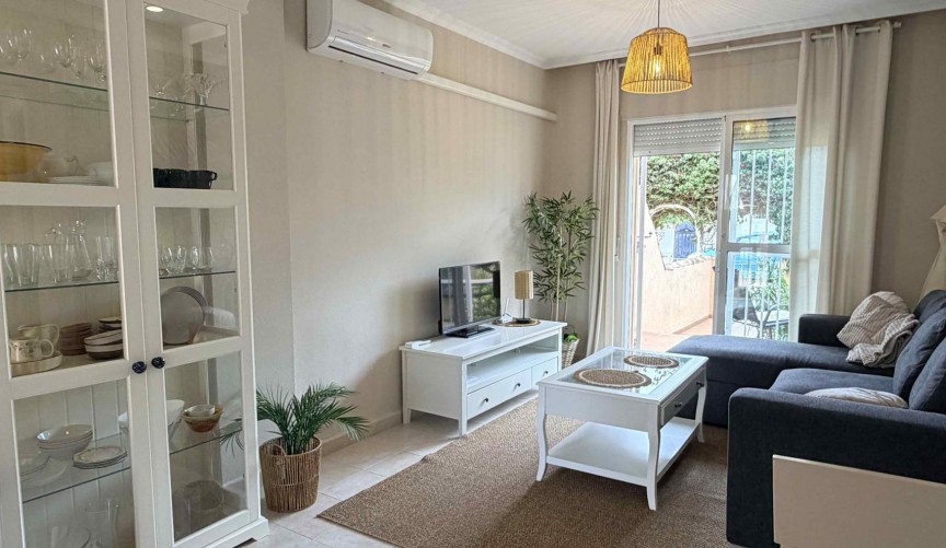 Resale - Bungalow -
Orihuela Costa - Costa Blanca