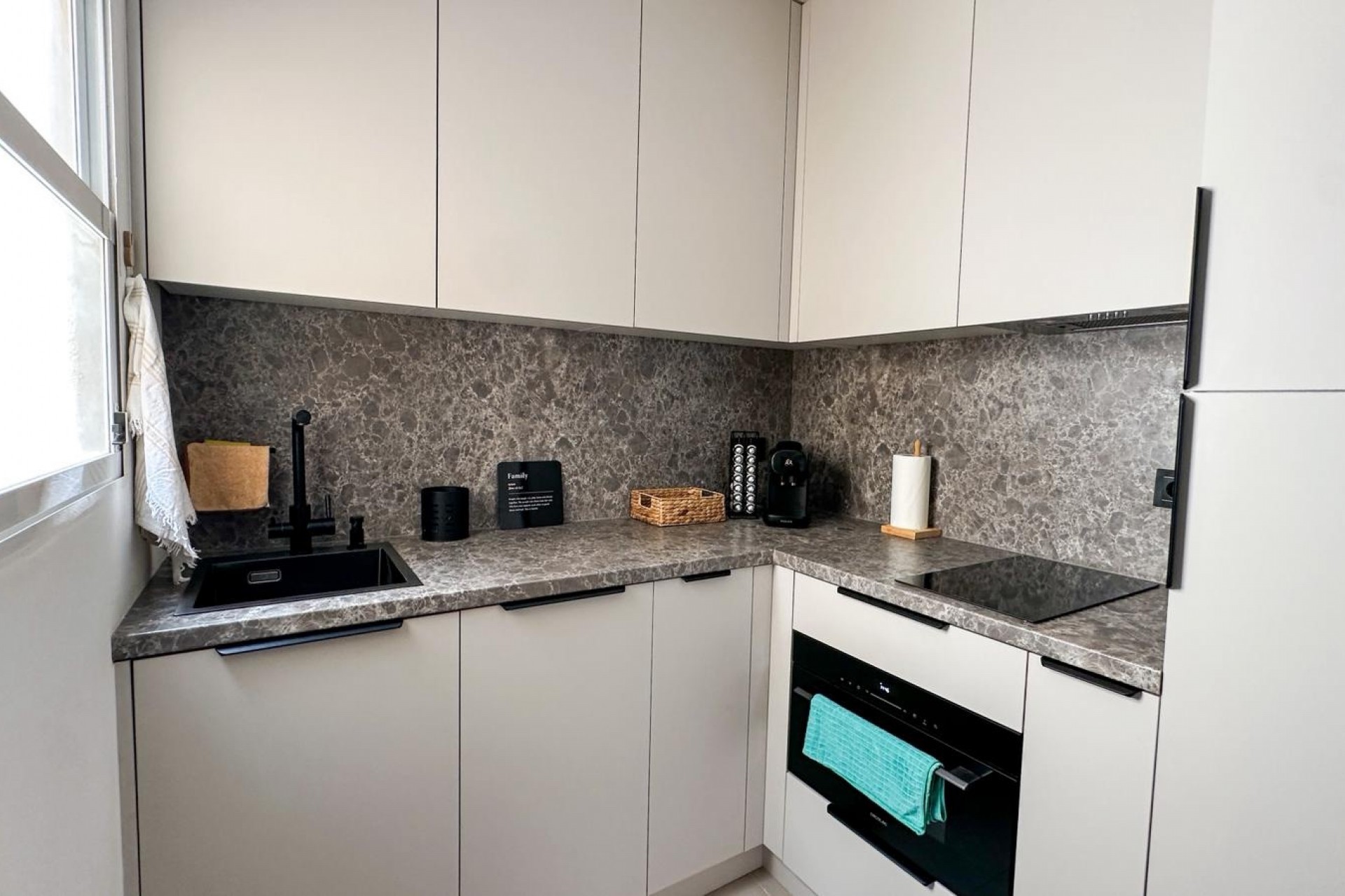 Resale - Bungalow -
Orihuela Costa - Costa Blanca